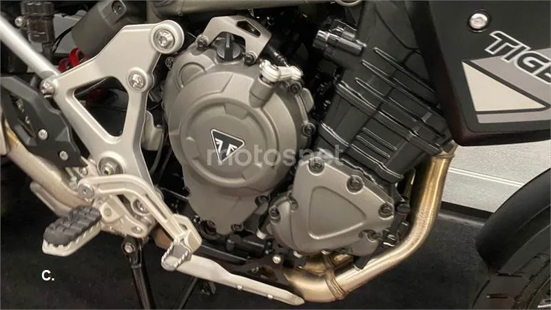 Triumph Tiger 1200 GT – Vista 22