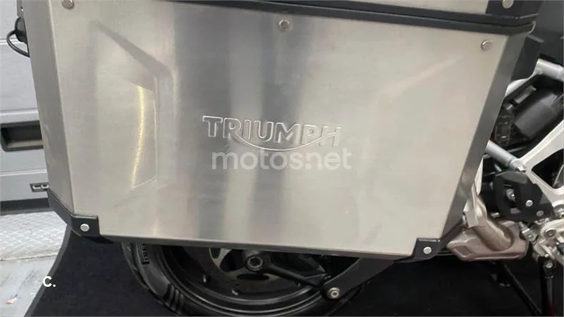 Triumph Tiger 1200 GT – Vista 25