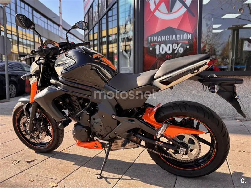 Kawasaki ER-6N – Vista 11