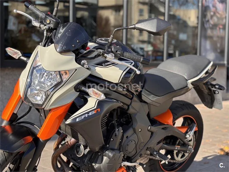 Kawasaki ER-6N – Vista 14
