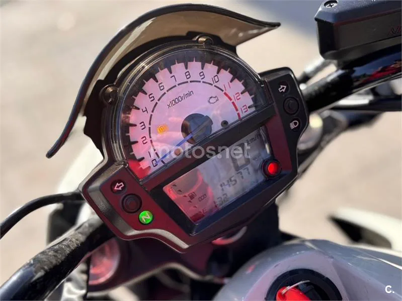 Kawasaki ER-6N – Vista 15