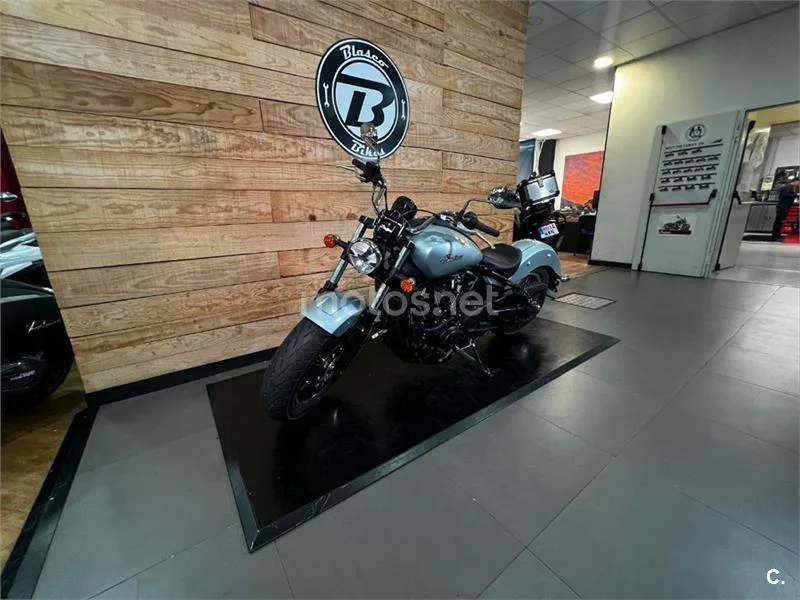 Indian Scout - Vista 14