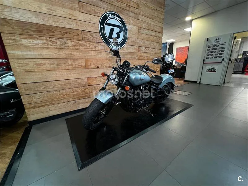Indian Scout - Vista 6