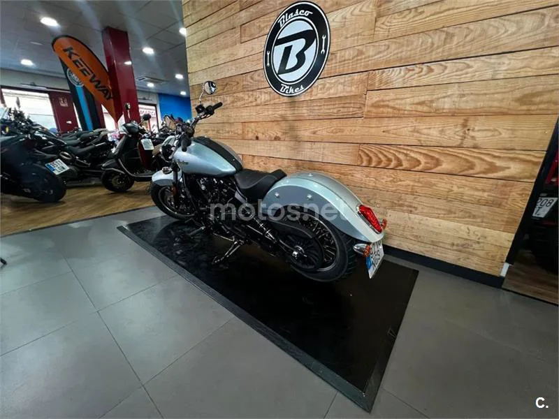 Indian Scout - Vista 7