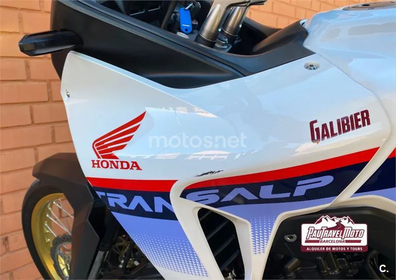 Honda XL 750 Transalp – Vista 8