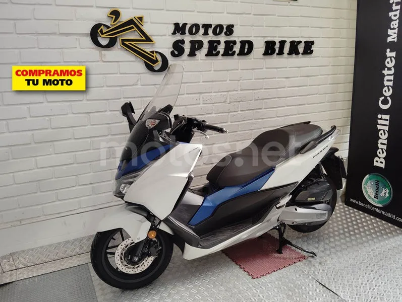 Honda Forza 125 – Vista 13