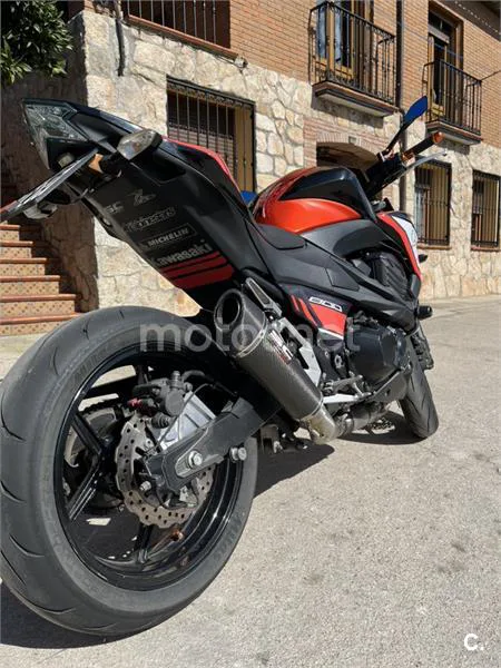 Kawasaki Z 800e – Vista 5