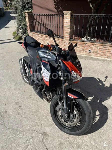 Kawasaki Z 800e – Vista 7