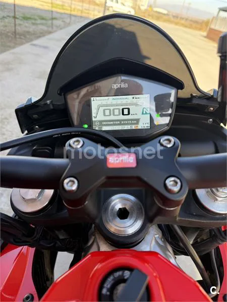 Aprilia Tuono 660 – Vista 11