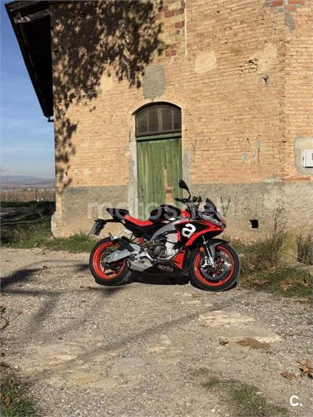 Aprilia Tuono 660 – Vista 4