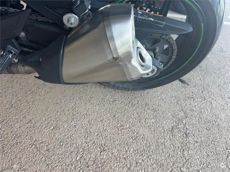 Kawasaki Z1000 – Vista 5