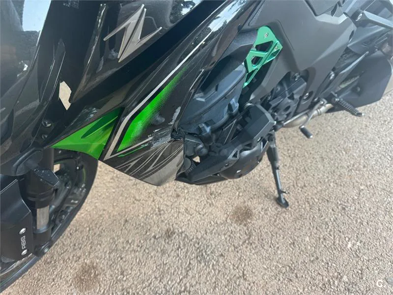 Kawasaki Z1000 – Vista 6
