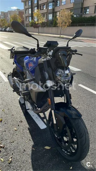 BMW F 900 R – Vista 3