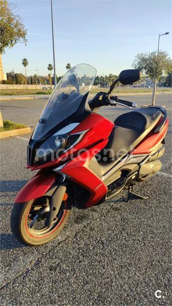 Kymco Super Dink 350i – Vista 3