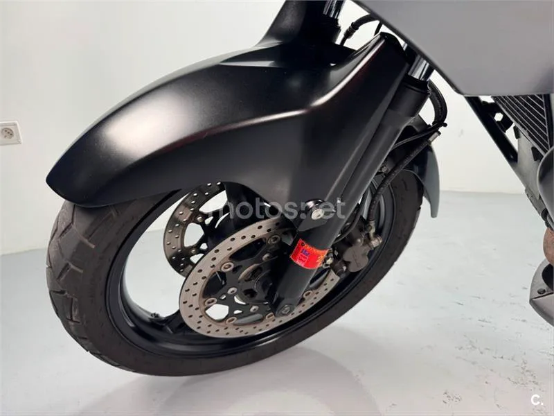 Suzuki V-Strom 650 – Vista 20
