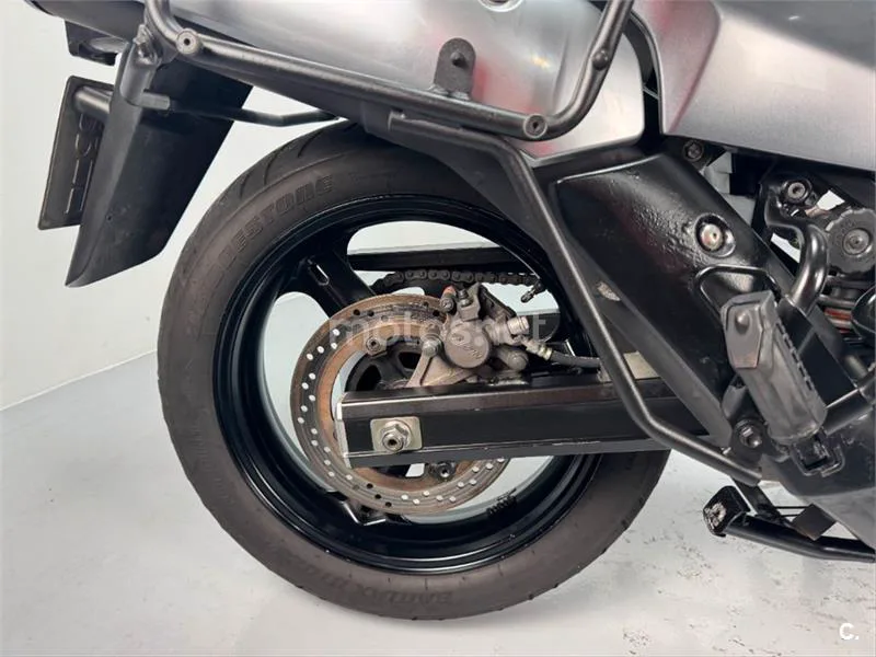 Suzuki V-Strom 650 – Vista 6