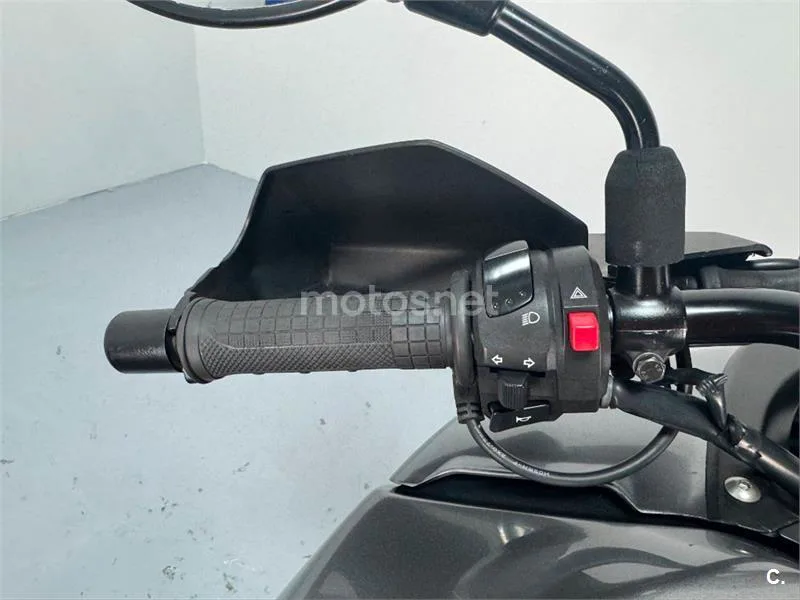 Suzuki V-Strom 650 – Vista 10