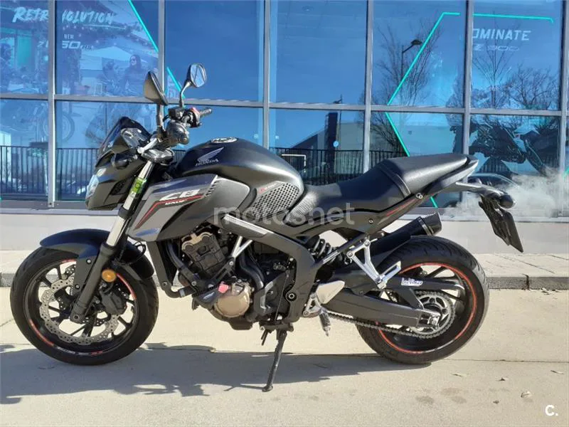 Honda CB 650 F – Vista 3