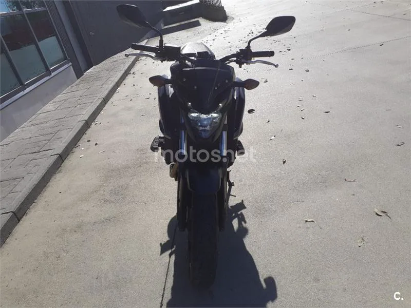 Honda CB 650 F – Vista 4