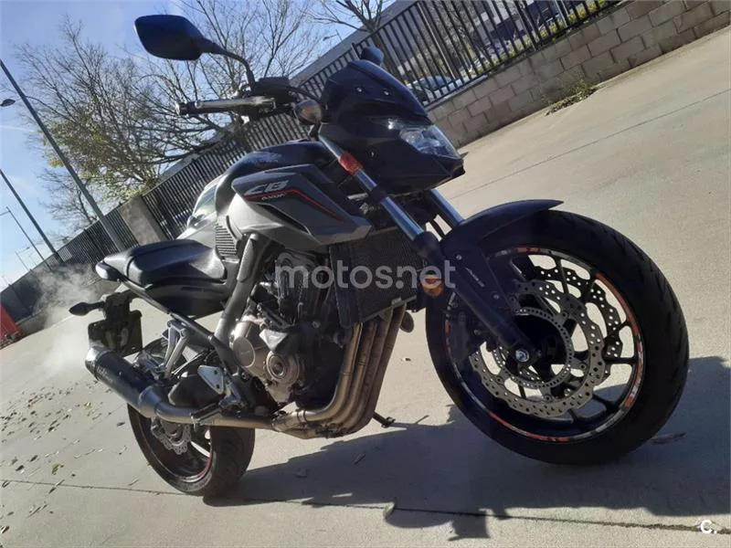 Honda CB 650 F – Vista 5