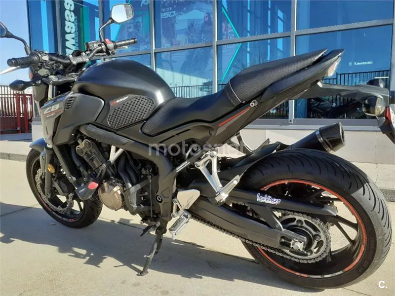 Honda CB 650 F – Vista 9