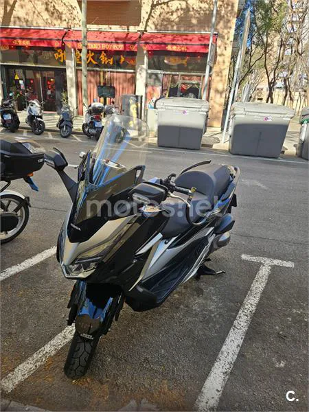 Honda Forza – Vista 2