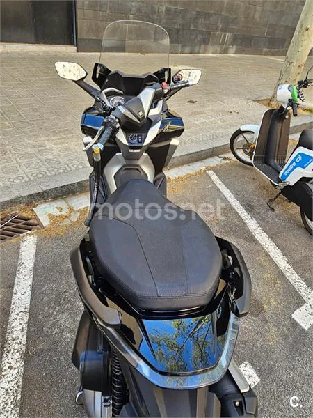 Honda Forza – Vista 9