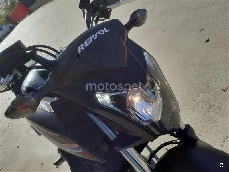 Honda CB 650 F – Vista 13