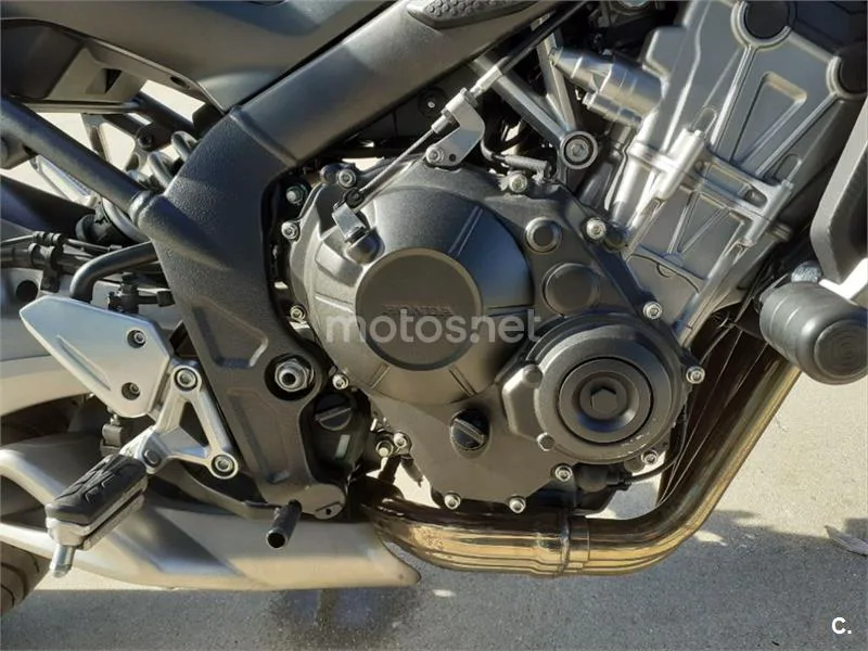 Honda CB 650 F – Vista 16