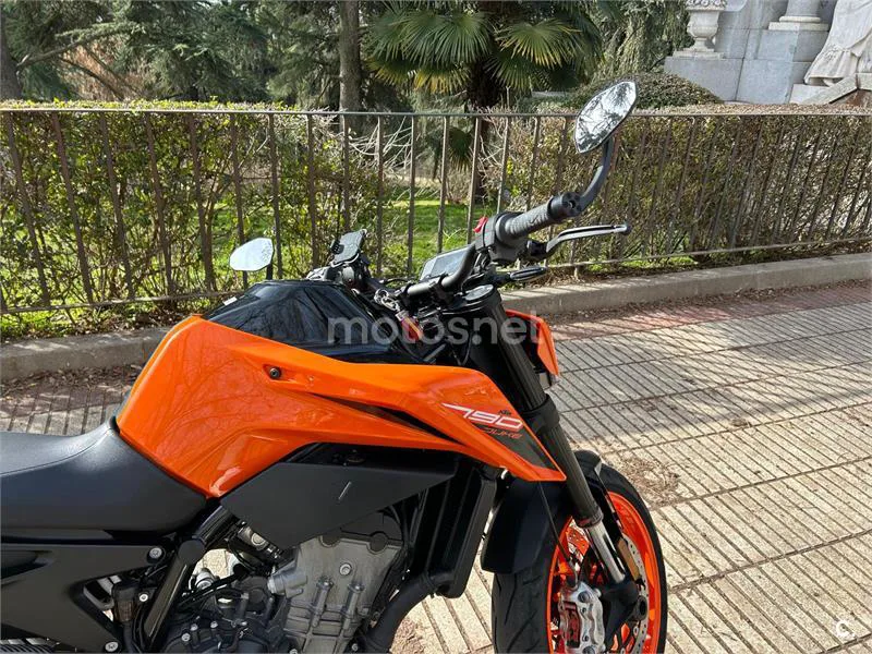 KTM 790 – Vista 2