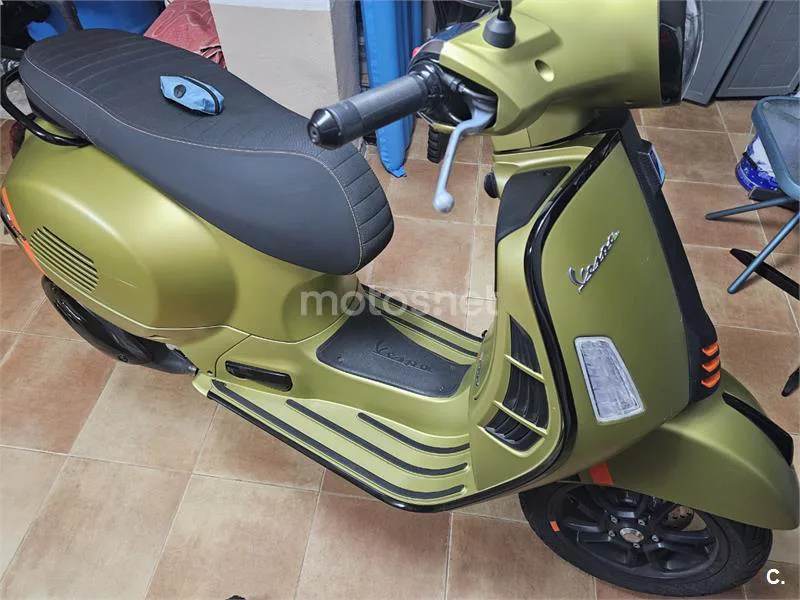 Vespa GTS 300 – Vista 3