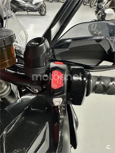 Triumph Tiger 1200 GT – Vista 8
