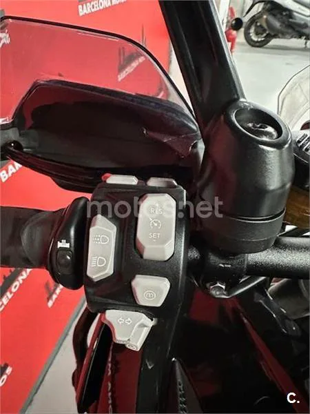 Triumph Tiger 1200 GT – Vista 9