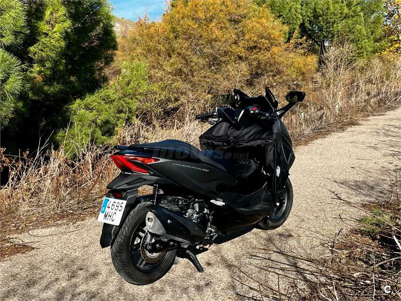 Honda Forza 350 – Vista 3