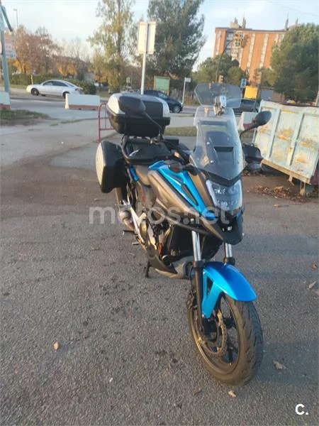 Honda NC 750 X – Vista 4