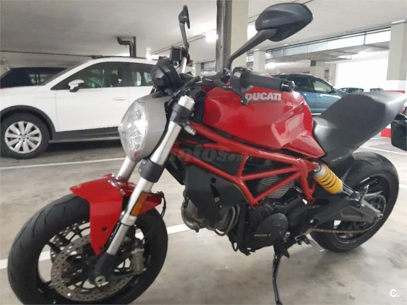 Ducati Monster 797 – Vista 3