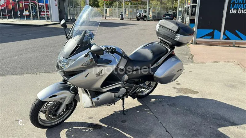 Honda NT 700 Deauville – Vista 3