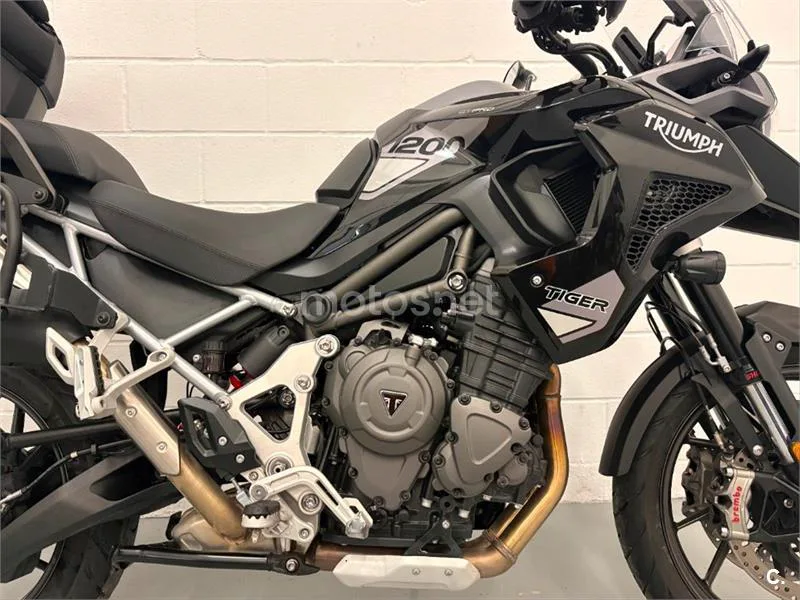 Triumph Tiger 1200 GT – Vista 13