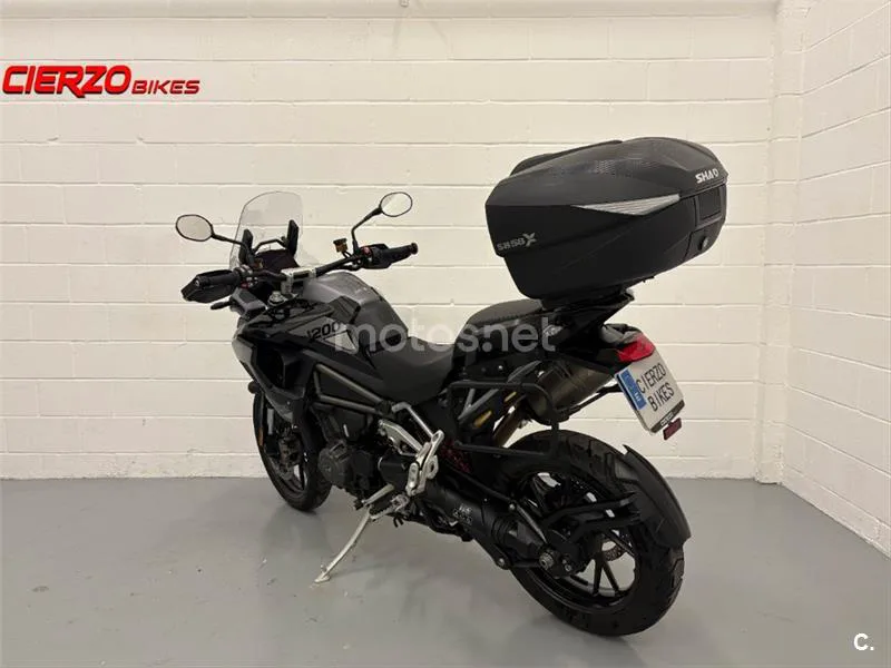 Triumph Tiger 1200 GT – Vista 6