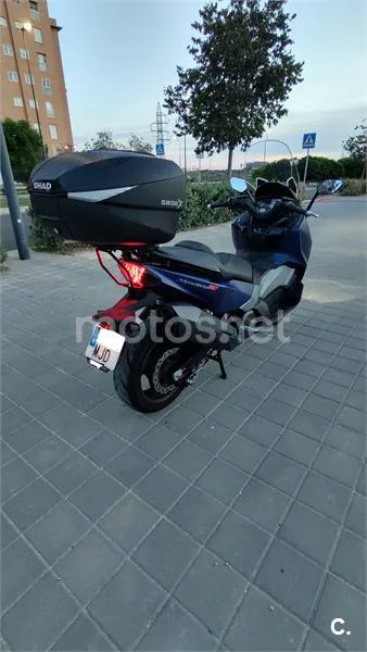 SYM MAXSYM TL 500 – Vista 3