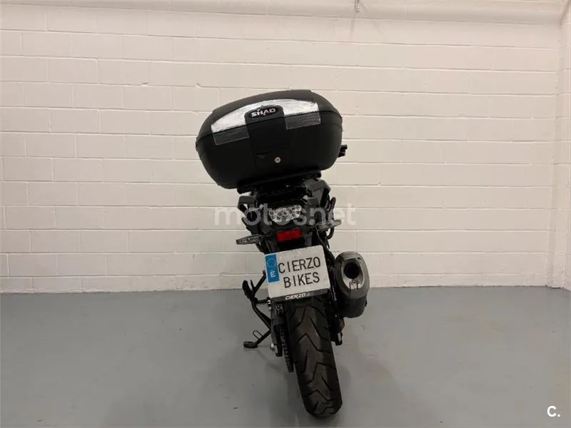 Suzuki V-Strom 1050 – Vista 17