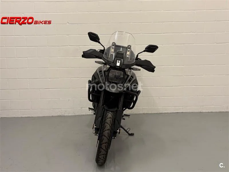 Suzuki V-Strom 1050 – Vista 8