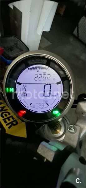Ducati Scrambler – Vista 9
