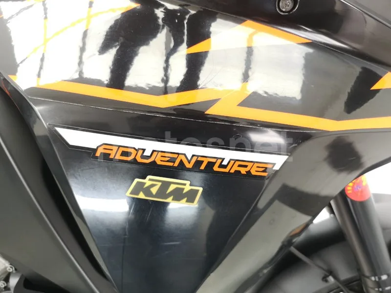 KTM 1090 Adventure – Vista 15