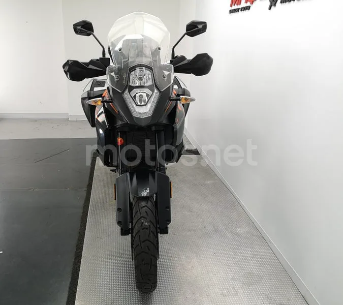 KTM 1090 Adventure – Vista 3