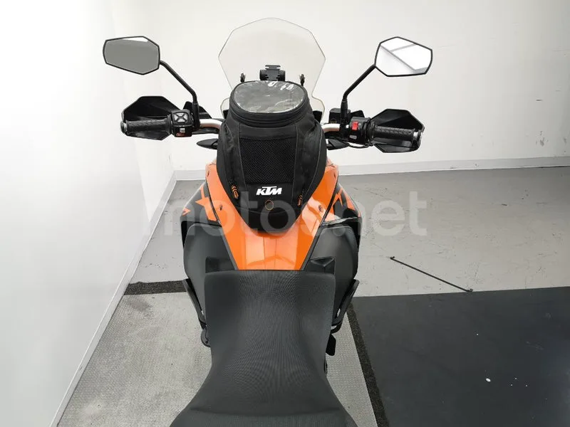 KTM 1090 Adventure – Vista 7