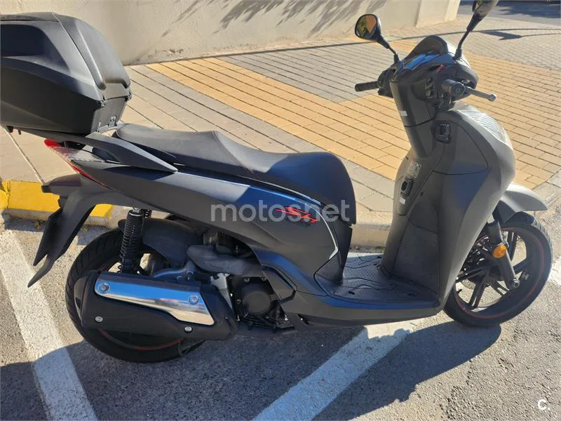 Honda SH300i 4100 € 2020 Alicante - 1