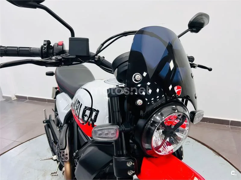 Ducati Scrambler – Vista 19