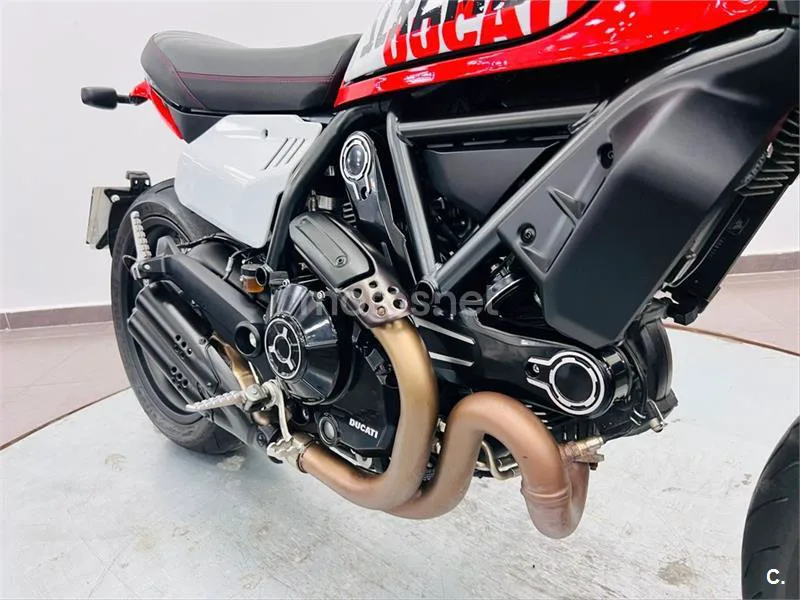 Ducati Scrambler – Vista 20