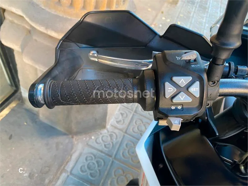 KTM 790 – Vista 15